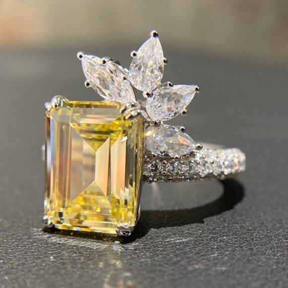 🎁 Yellow CZ Silver Plated Flower Rectangle Crystal Ring for Women, HA4399-6 - Picture 3 of 5